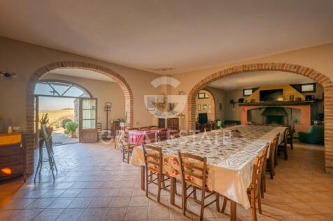Interno