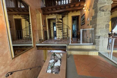 Interno