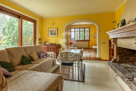 Interno