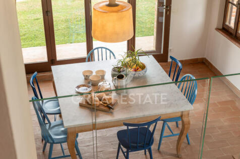 Interno