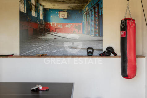 Interno