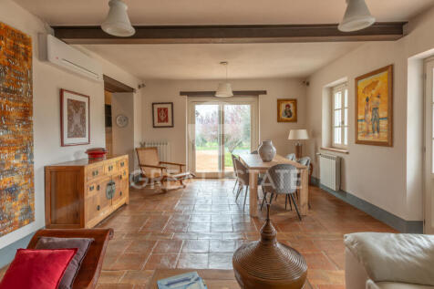 Interno