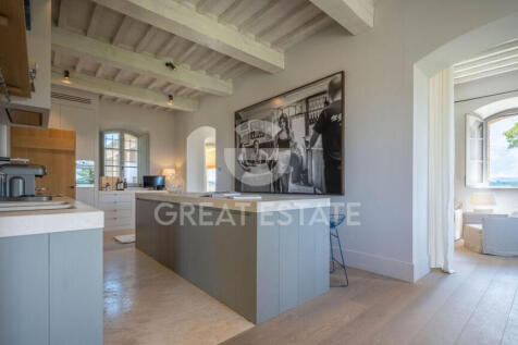 Interno