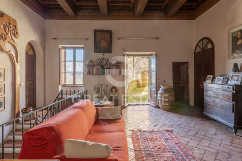 Interno