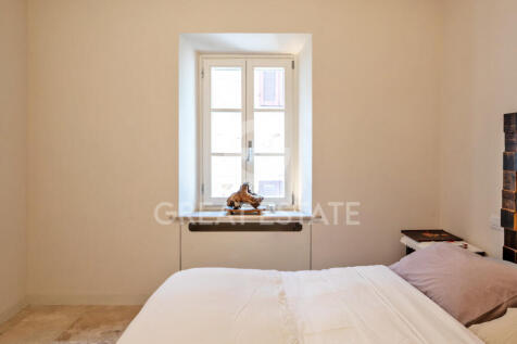 Interno