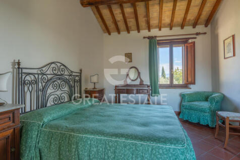 Interno