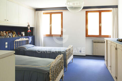 Interno