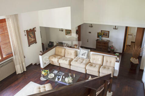 Interno