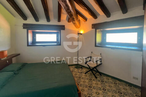Interno