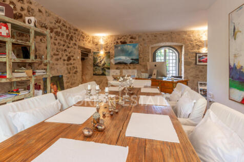 Interno