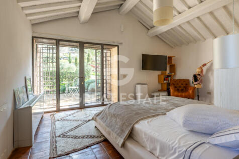 Interno