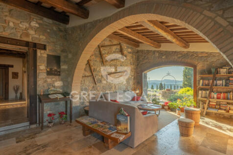 Interno