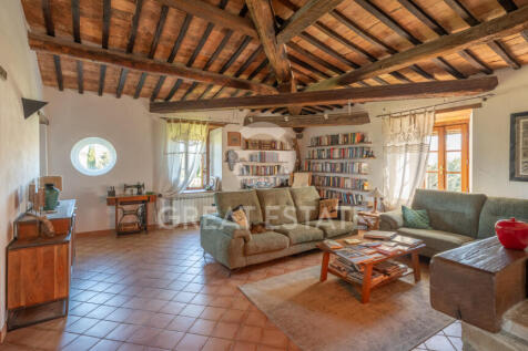 Interno