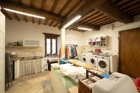 Interno