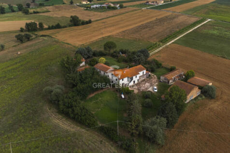Esterno