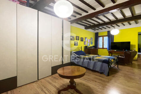 Interno