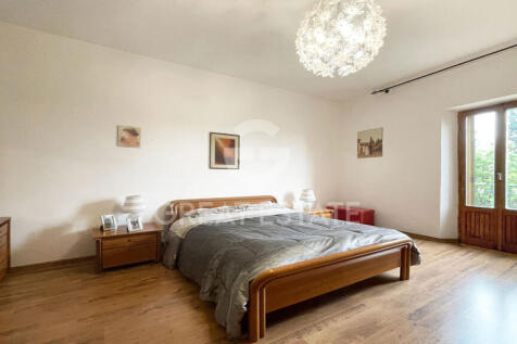 Interno