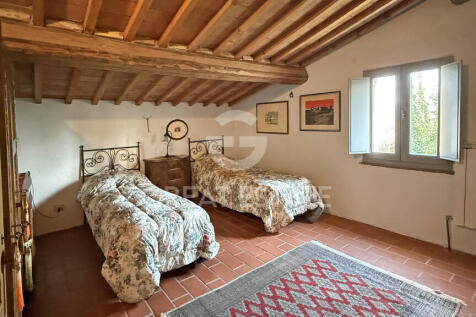 Interno