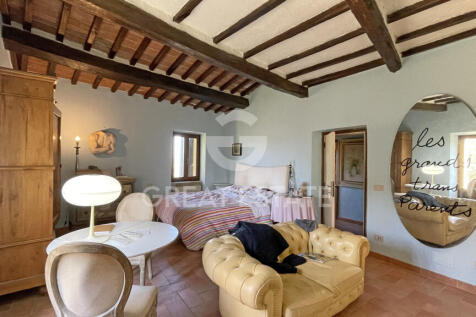 Interno
