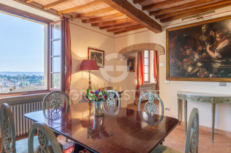 Interno