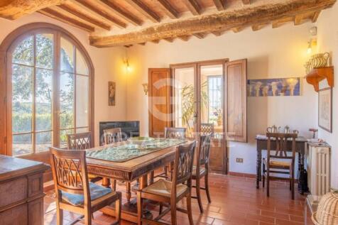Interno