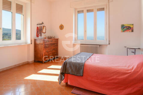 Interno
