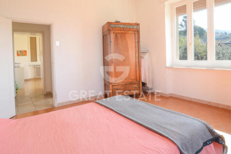 Interno