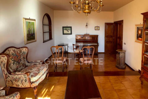 Interno