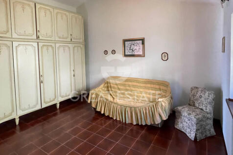 Interno
