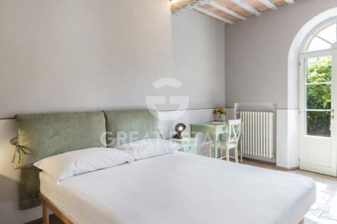 Interno