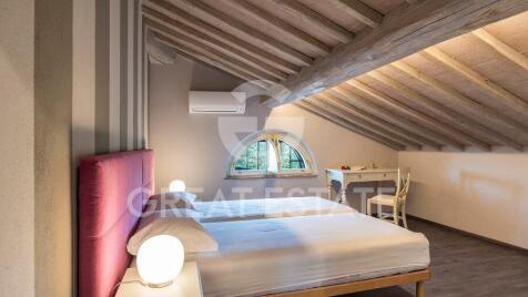 Interno