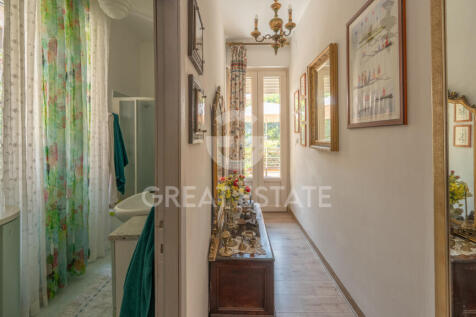 Interno