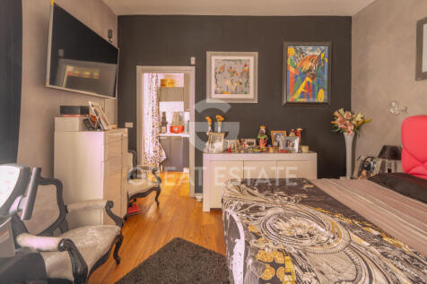 Interno