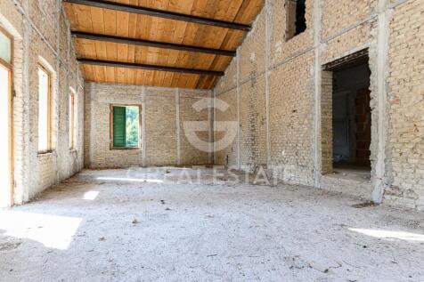 Interno