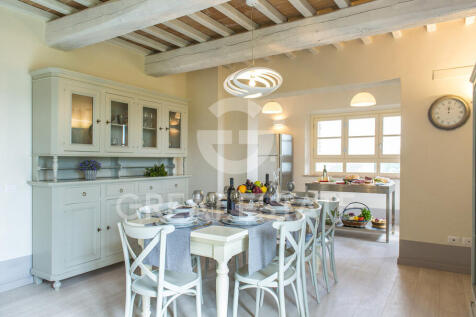 Interno