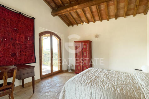 Interno