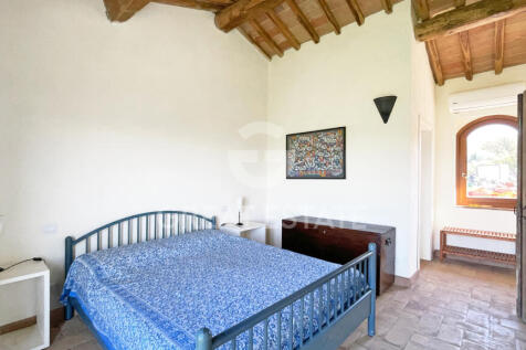Interno