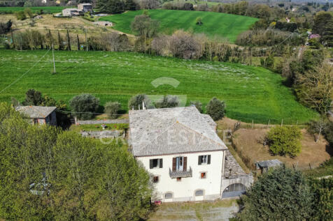 Esterno