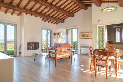 Interno