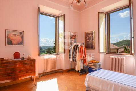 Interno