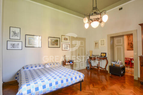 Interno