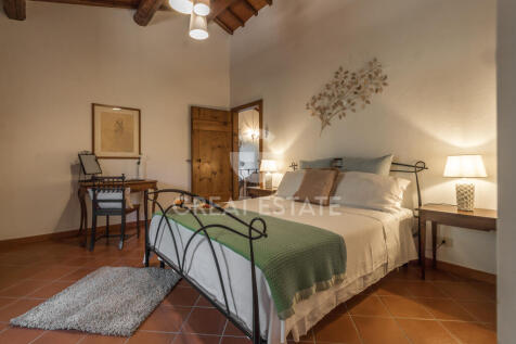 Interno