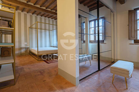Interno