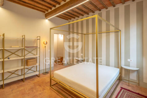 Interno