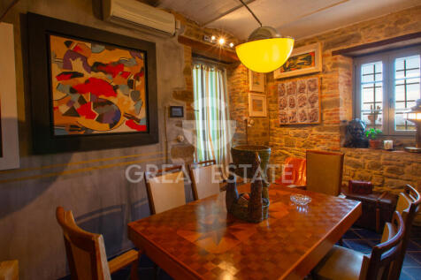 Interno