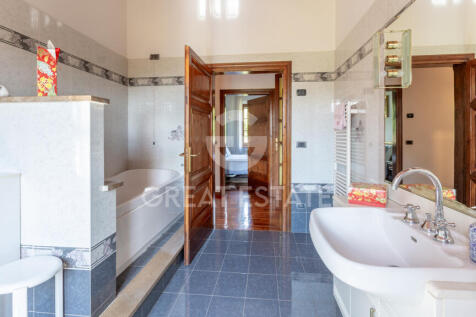 Interno