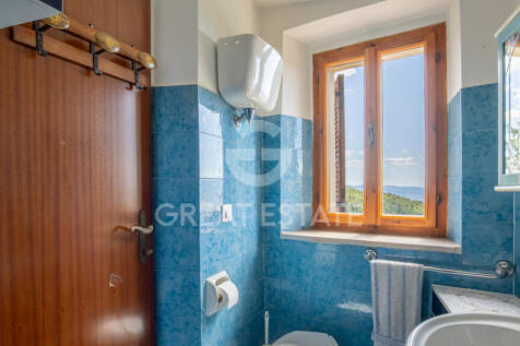 Interno