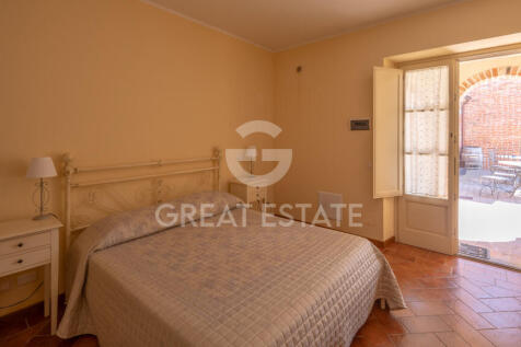 Interno