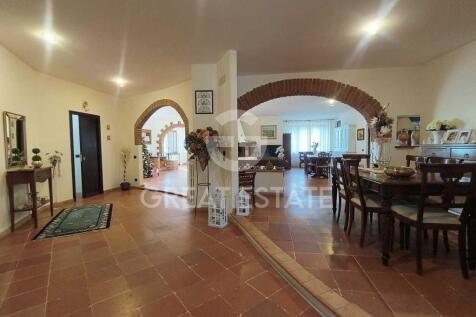 Interno