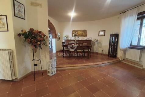 Interno
